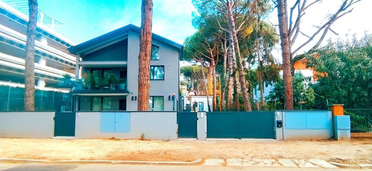 Leo'S Villa Milano Marittima Esterno foto
